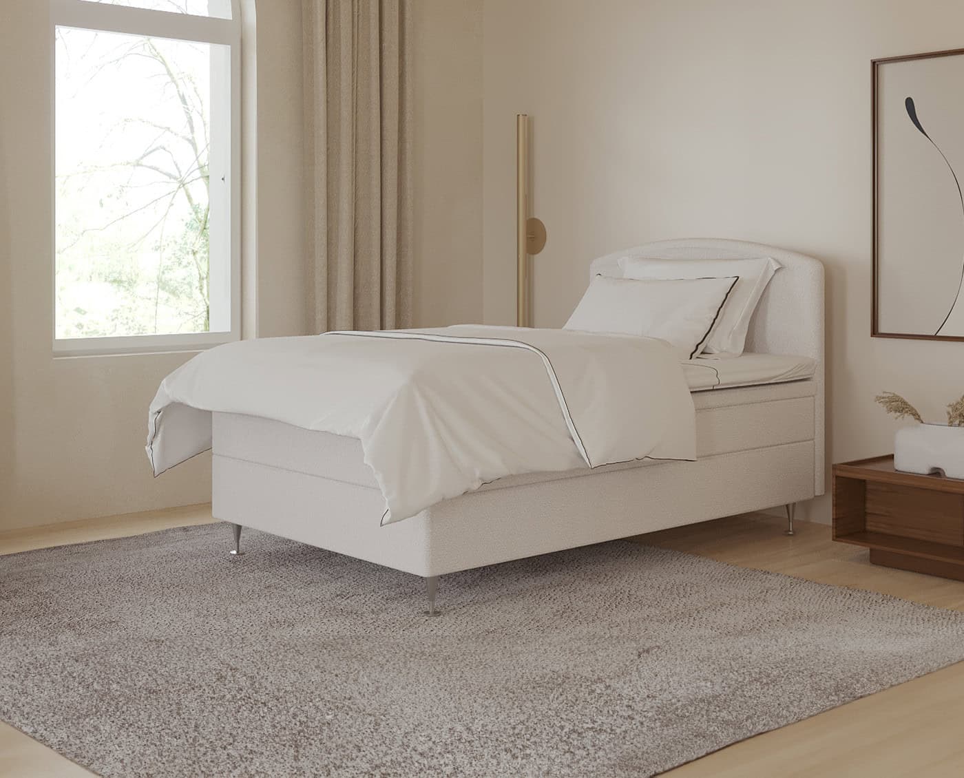 Elegant hvidt sengen med moderne design, speciallavet til premium soveværelser. Fremstillet af høj kvalitetsmaterialer, skabt af SengeSnedkeren. Perfekt til komfort og stil.