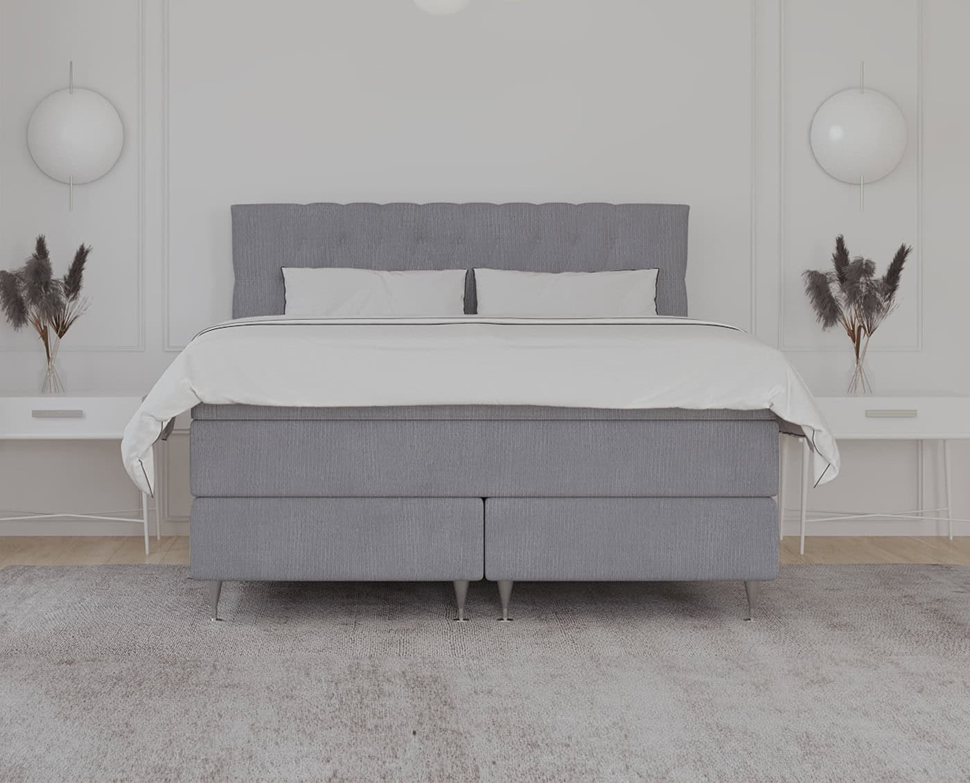 Elegantt senge med skræddersyet polsterhovedgavl i gråt uldtremøbler, perfekt til moderne soveværelser, specialfremstillet af SengesSnedkeren.