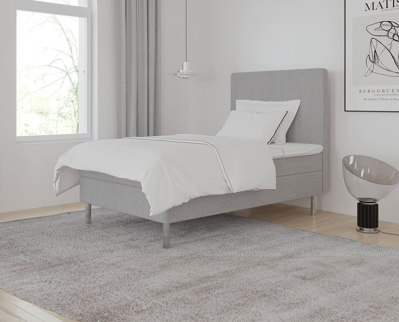 Elegantt moderne senger med skræddersyet træramme, perfekt til dansk boligindretning, tilpasset dine ønsker. Senge fra Sengesnedkeren kombinerer komfort og stil i dit soveværelse.